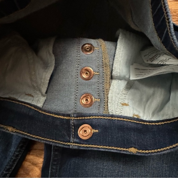 Abercrombie Kids High Rise Flare Jeans - Picture 7 of 10